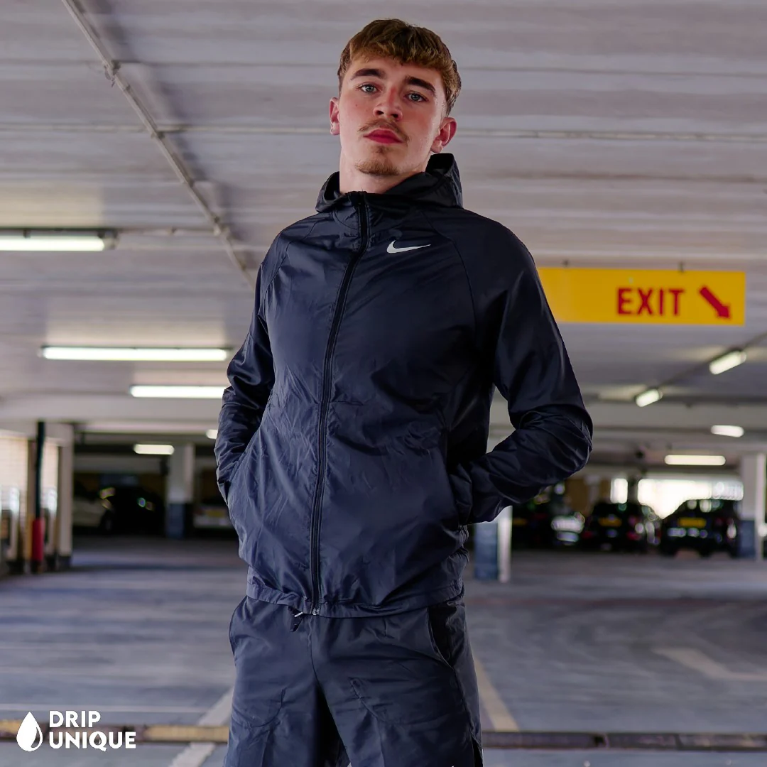 Nike Essential Windrunner Black Bundle - Image 4