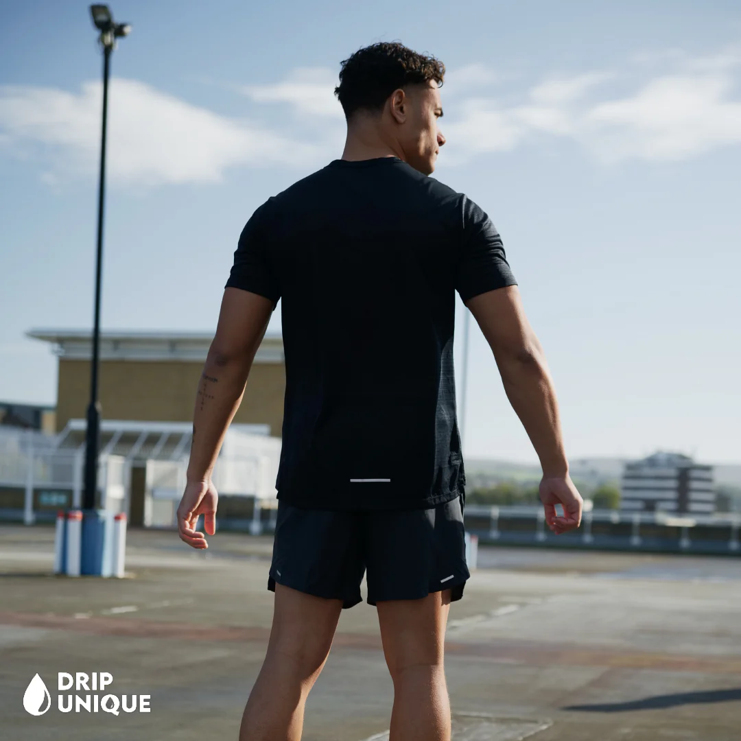 Nike Miler T-Shirt Black & Black Flex Stride Shorts Set - Image 5